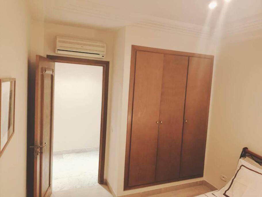 Tres Bel Appartement Idealement Place El-Marsza Kültér fotó