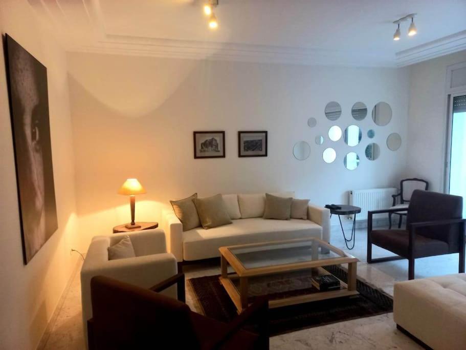 Tres Bel Appartement Idealement Place El-Marsza Kültér fotó